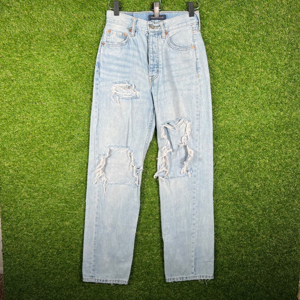 Aeropostale 90s Baggy Distressed Light Wash High Rise Jeans Womens Size 2‎ REG